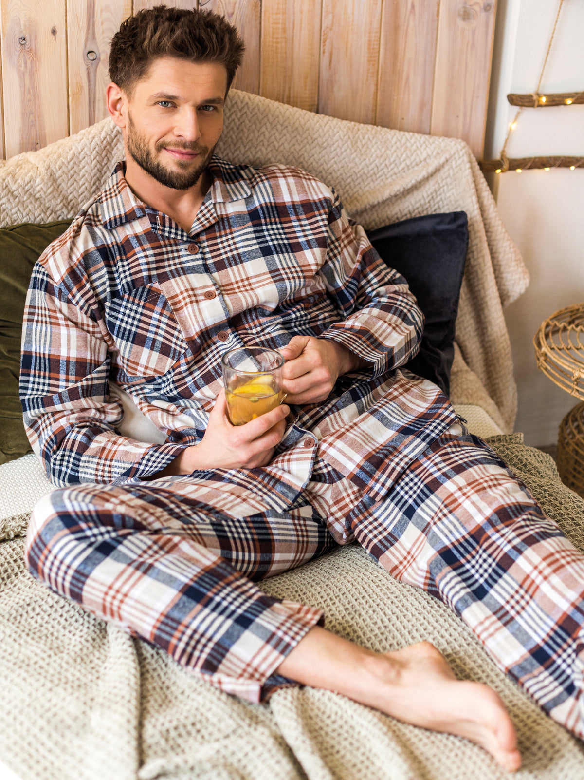 ciepla-pizama-meska-665sno.jpg CIEPŁA FLANELOWA PIŻAMA MĘSKA XXL - obrazek 1
