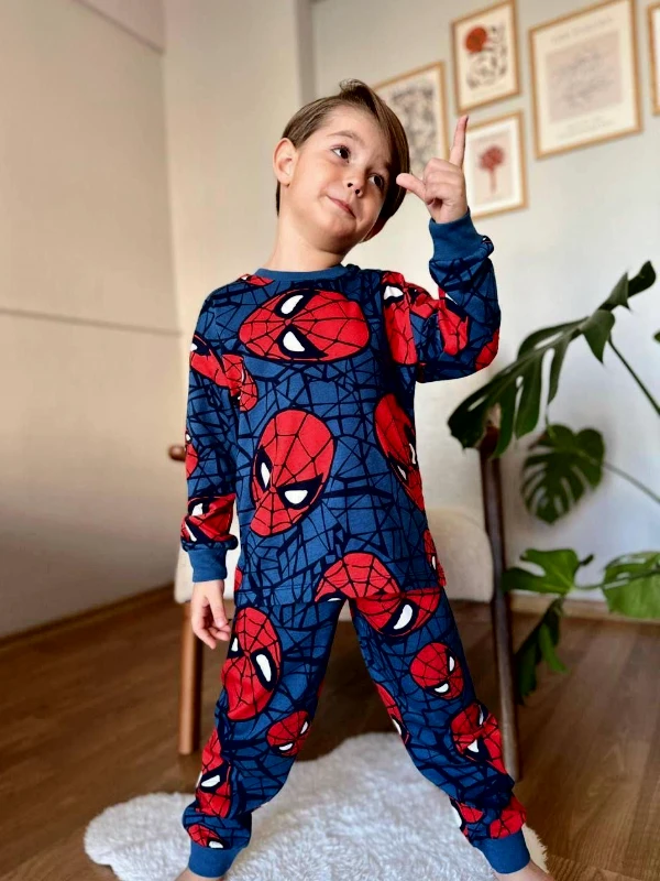 pizamy-dla-chlopca-874izu.webp Piżama Chłopięca z Bawełny w kolorze granatowym z motywem SPIDERMAN Fifi Sklep - obrazek 1